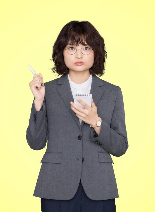 浪女出于害羞，未能完成在公车上自慰出骚水的任务。回到酒店，开启了一系列调教 - 太乙电影海报